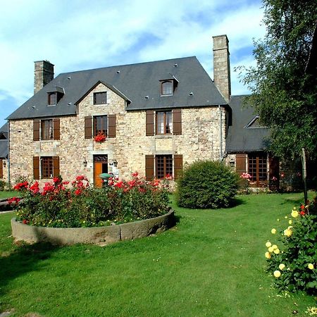 Logis Hotel Restaurant Manoir De L'Acherie Sainte-Cécile 외부 사진