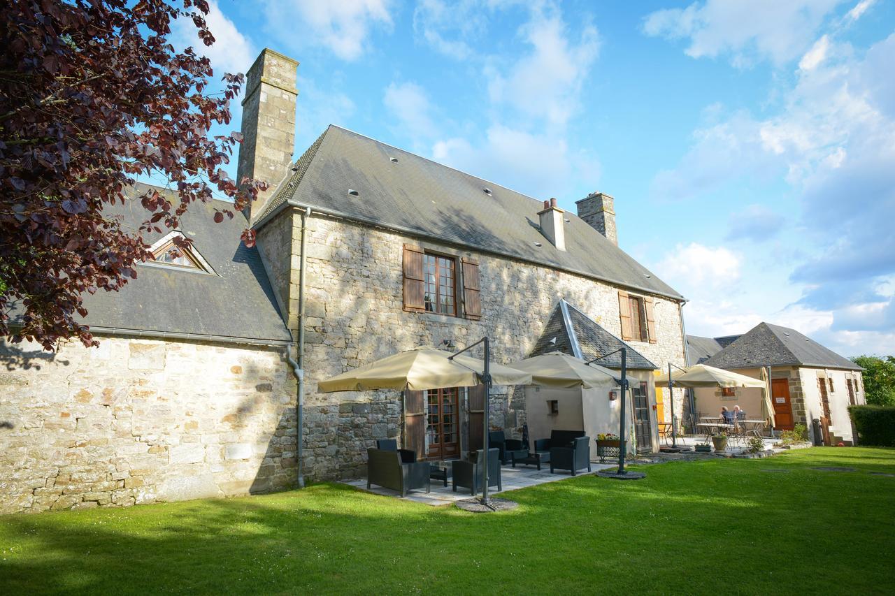 Logis Hotel Restaurant Manoir De L'Acherie Sainte-Cécile 외부 사진